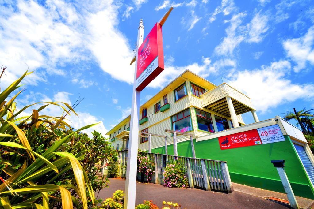 Ducks & Drakes Boutique Motel & Backpackers New Plymouth Luaran gambar